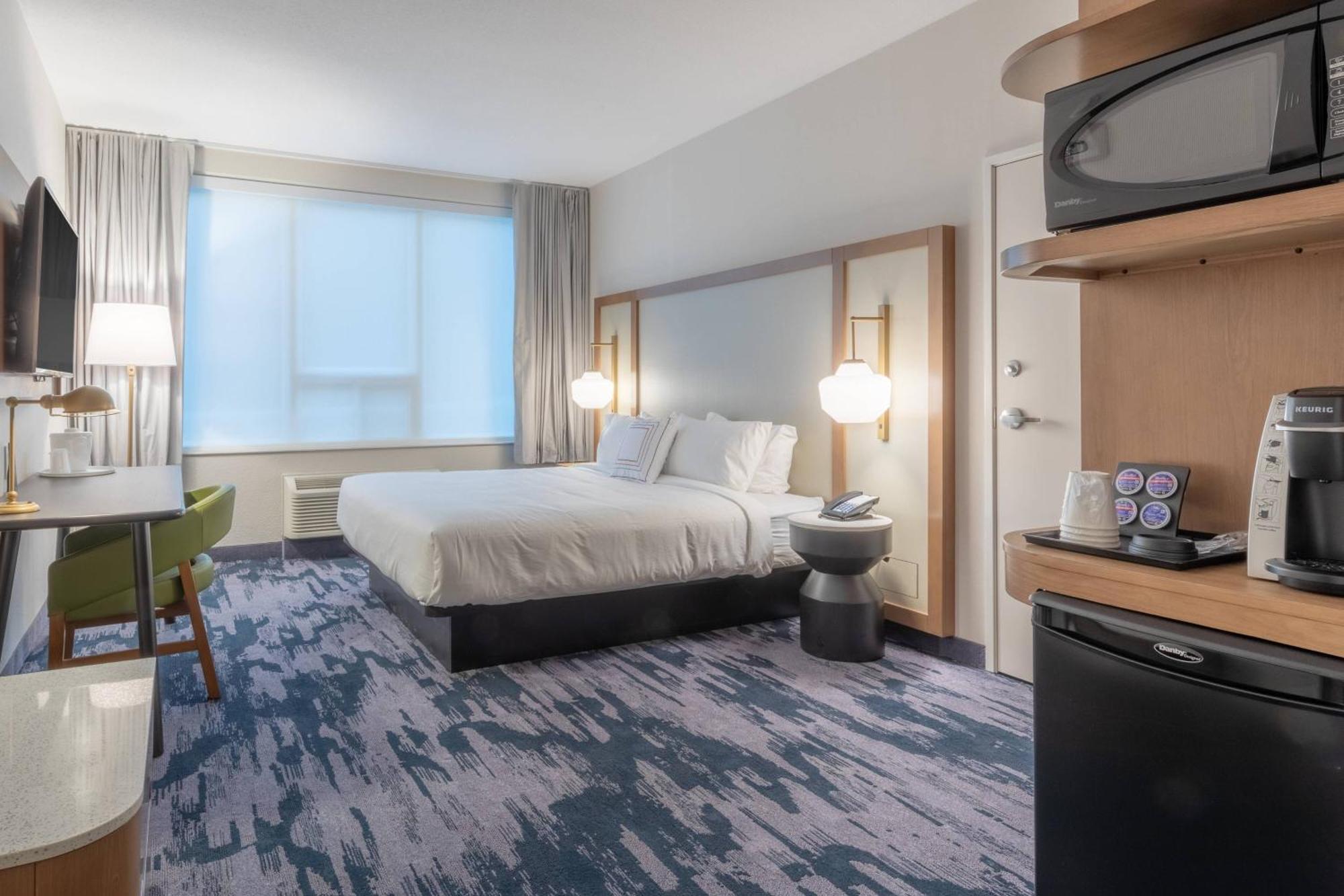 Fairfield By Marriott Inn & Suites Revelstoke Exterior foto